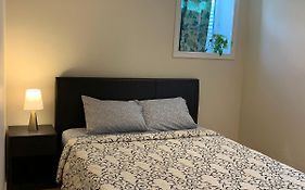 Finished 2 Bedroom Apartment In An Upscale Area Of Ajax